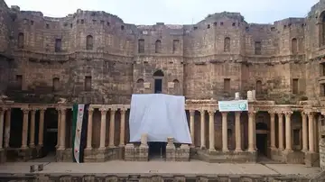 Audience attending a Syria Mobile Film Festival screening