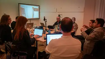 Team discussion around digital documentation and reconstruction methods